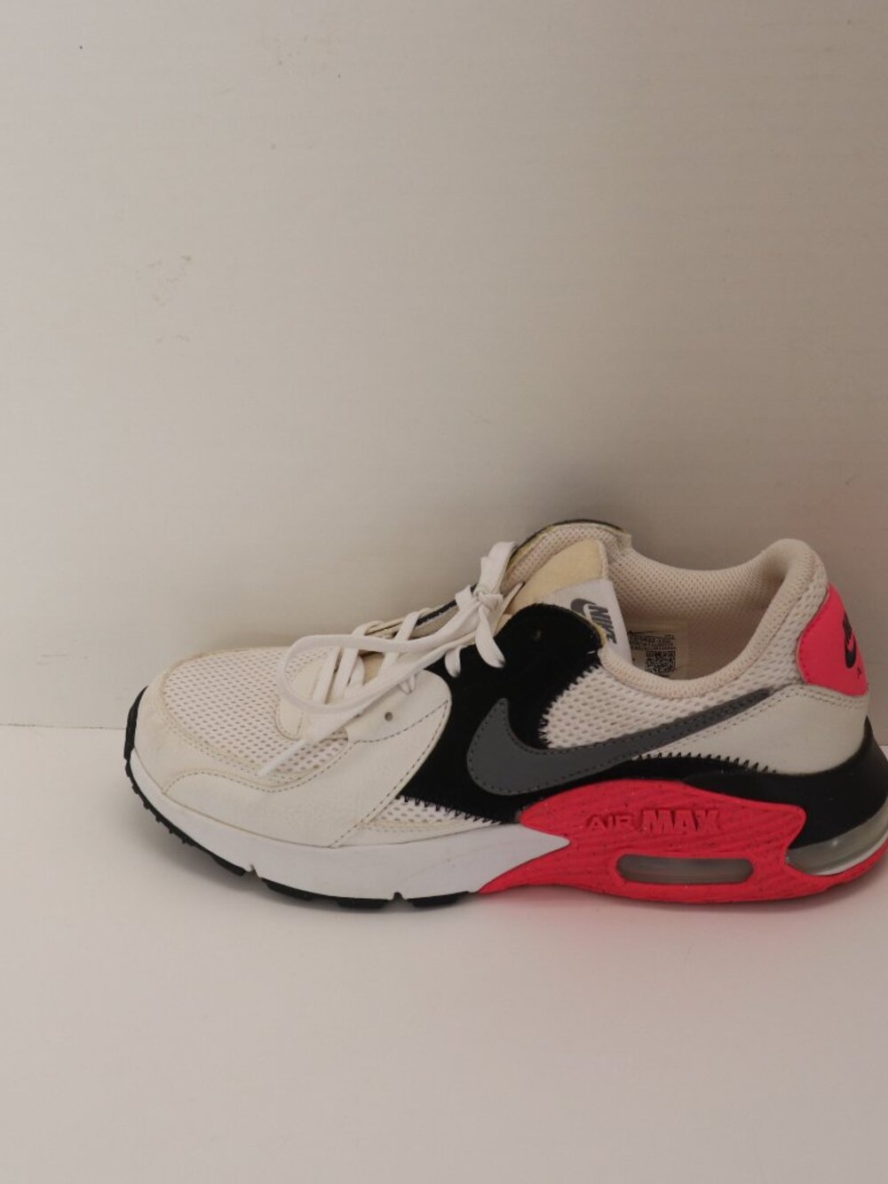 Nike Women's Air Sneakers White Black Pink Size 7.5 Made in Vietnam - Picture 4 of 13